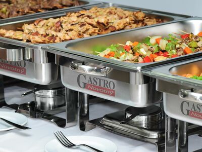 Gastro nádoby všeho druhu a plechy na pečení | Gastro vybavení: na co je dobré se zaměřit při výběru