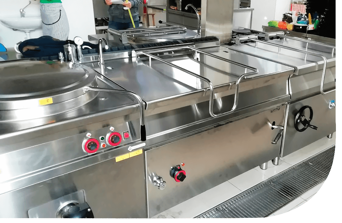 Gastro potřeby: Profesionální konvektomaty, sporáky a pánve